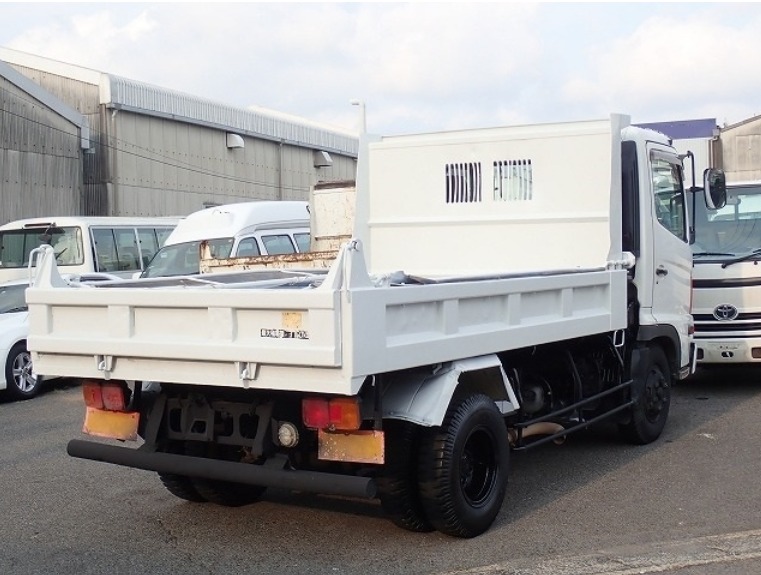 2006 Hino Ranger Dump